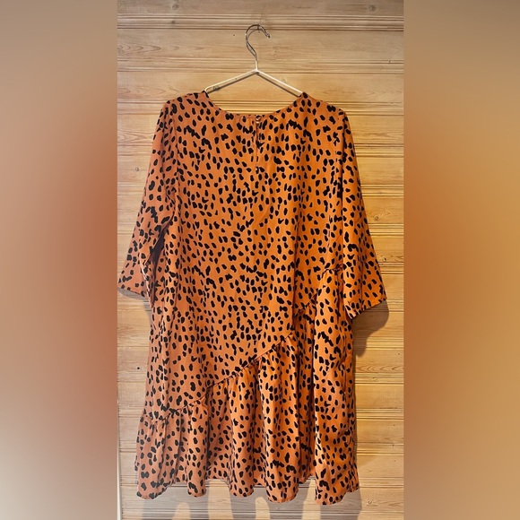 Dress - Leopard Print - Ruffle detail - Size M - Picture 6 of 10
